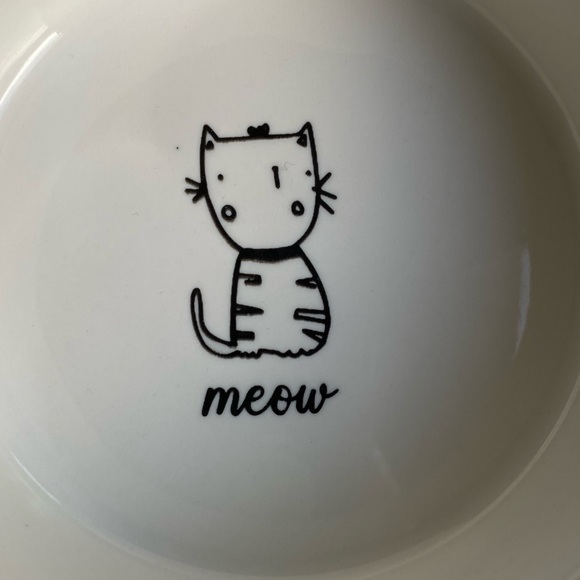Cat Bowls Signature MEOW Peach White Ceramic Kitty Food Drink EUC 4.5” - Picture 5 of 16